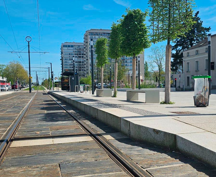 Bordure Tramway Angers