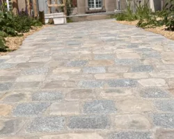 Pavé de récupération en pierre naturelle pour voirie