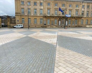 Place à Arlon en pavés granit