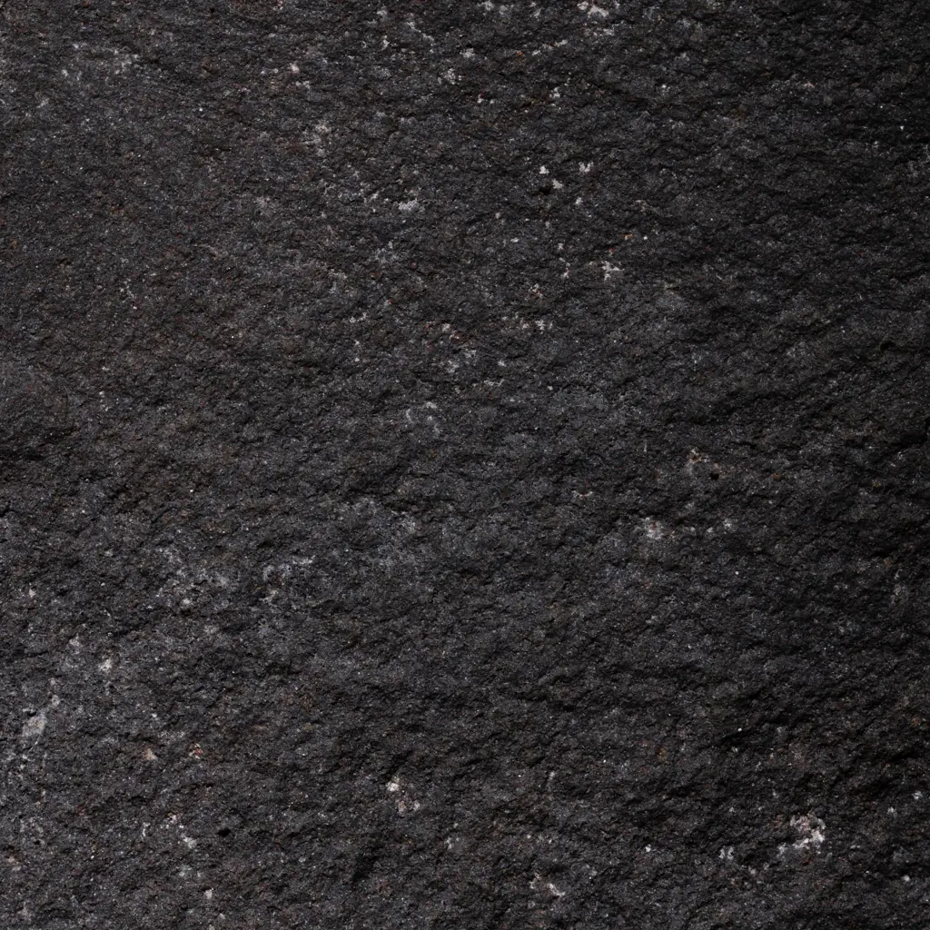 Basalte du Vietnam noir 413 en finition clivée