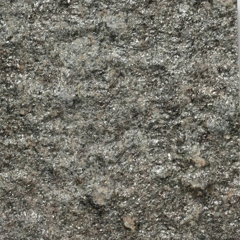 Luzerne gris foncé en finition naturelle