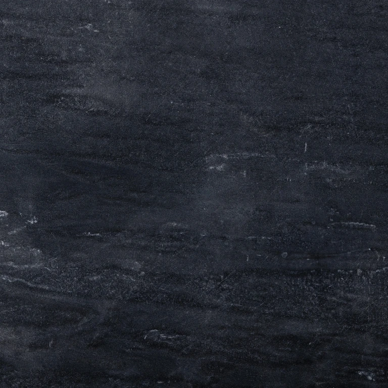 Schiste noir en finition brossée