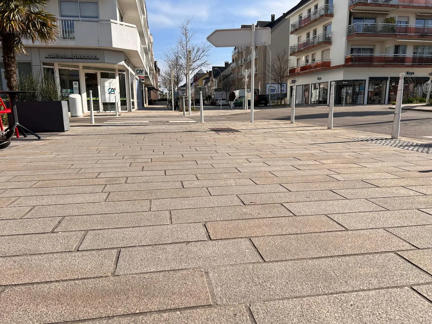 Dalle en pierre naturelle pour aménagement urbain